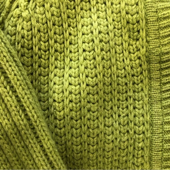 Sundance green cable knit, chunky lambswool Cardigan. - Picture 7 of 13